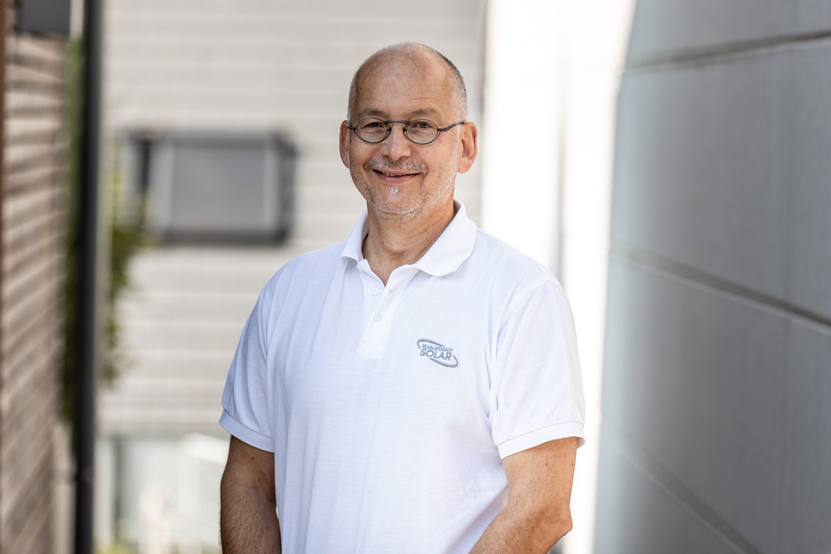 Eberhard Jaklin Eberhard JaklinEberhard Jaklin